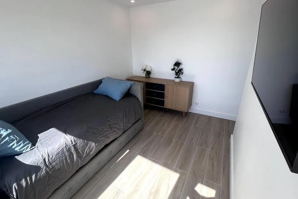 Apartment With Amazing View Of + Parking Paris