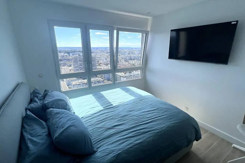 Apartment With Amazing View Of + Parking